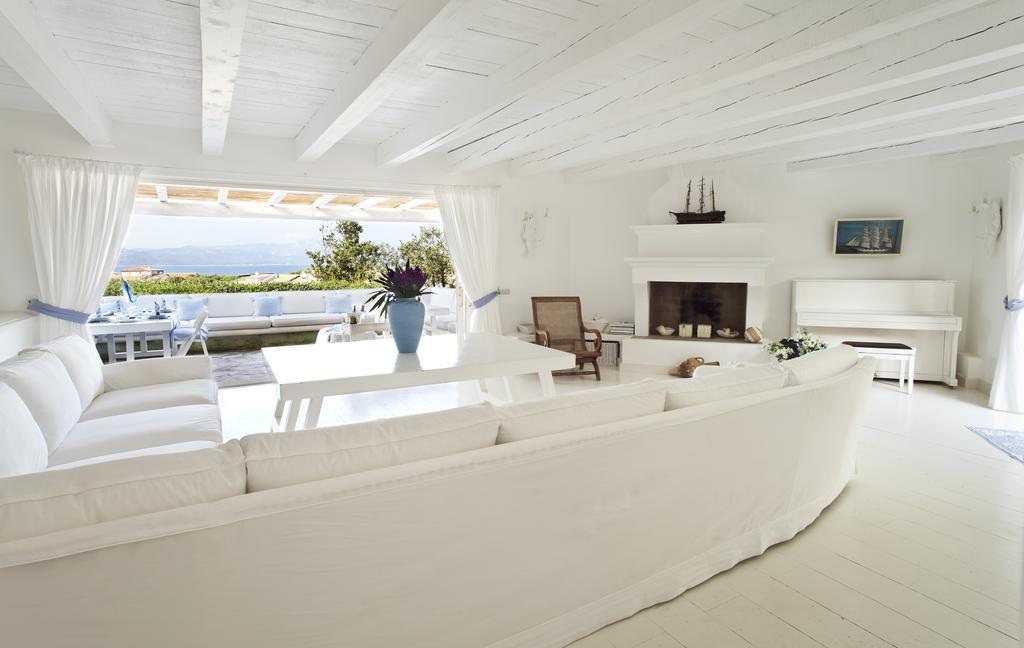 Villa Dei Tramonti Porto Rotondo Bilik gambar
